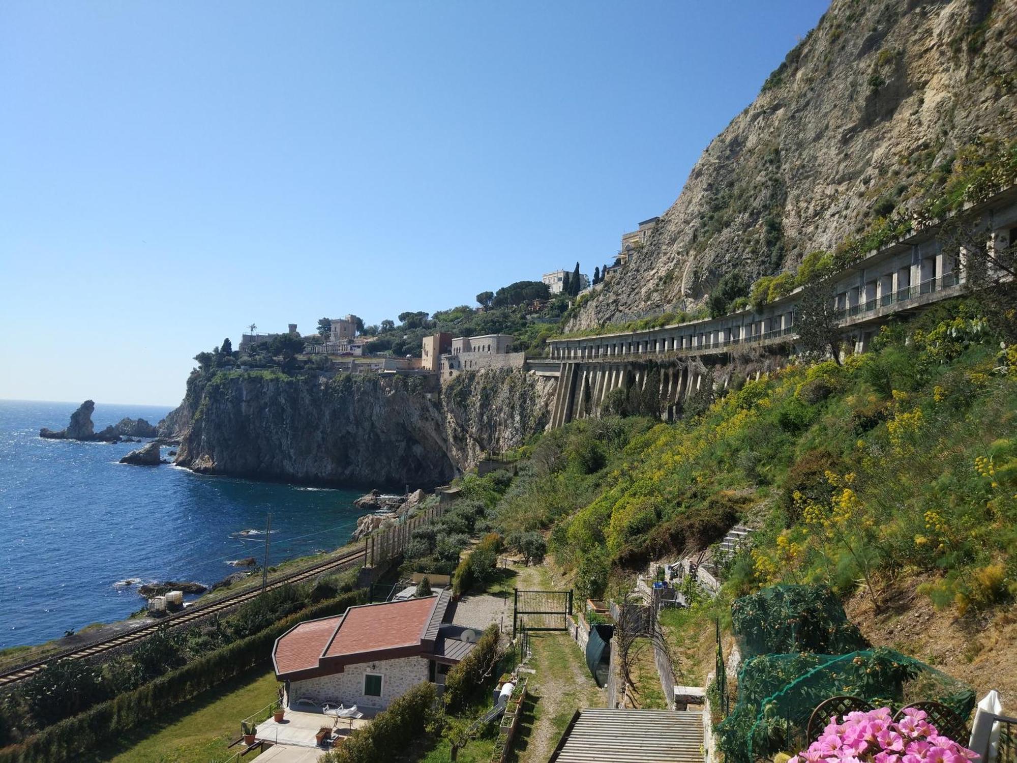 Isola Bella - Rooms Il Pescatore Taormina Exterior photo